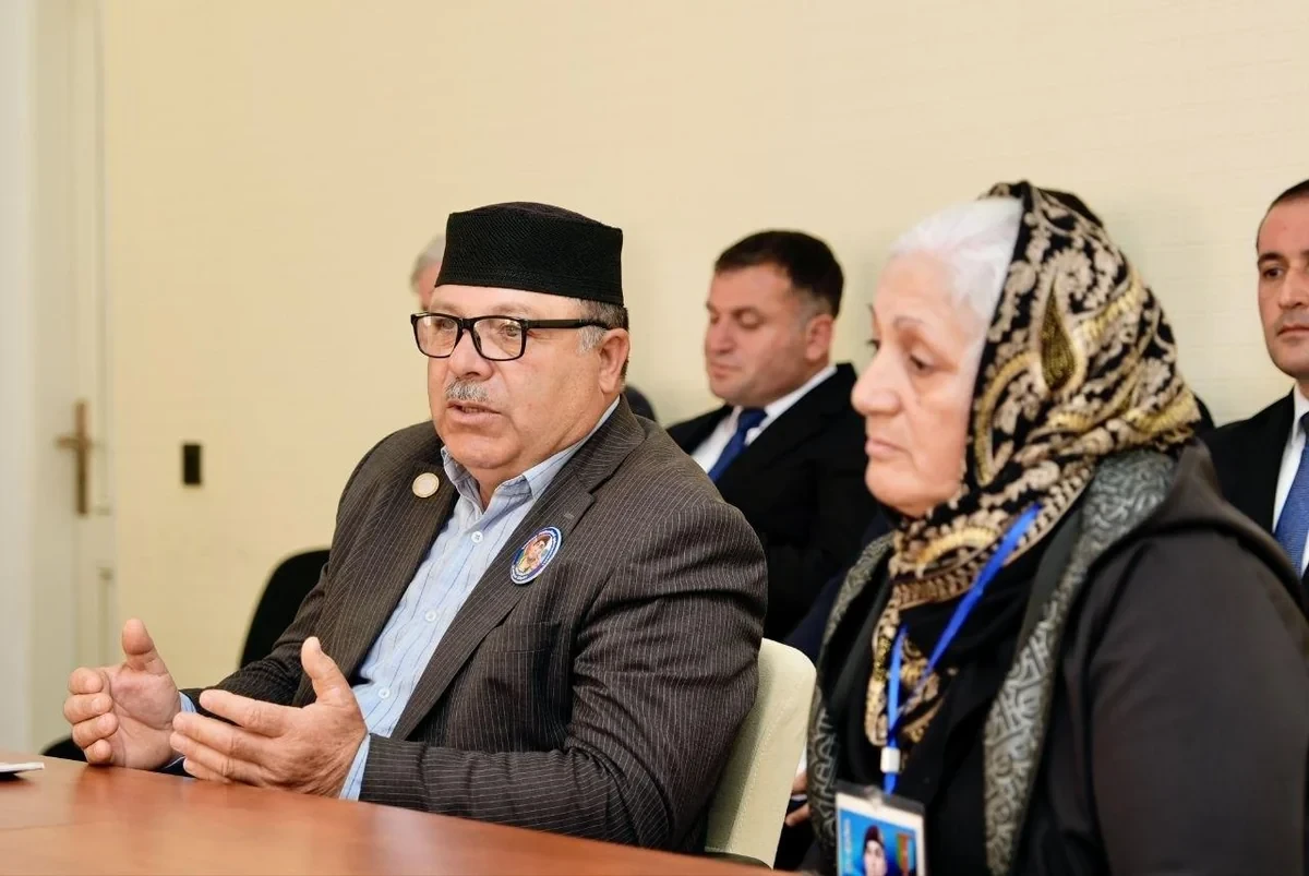 Anar Əliyev Qobustanda vətəndaşları qəbul etdi — 3