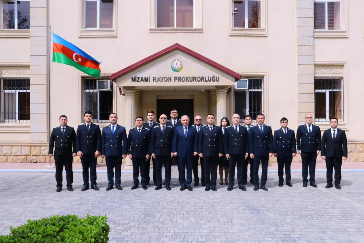 Baş prokuror vətəndaşları qəbul etdi — 1