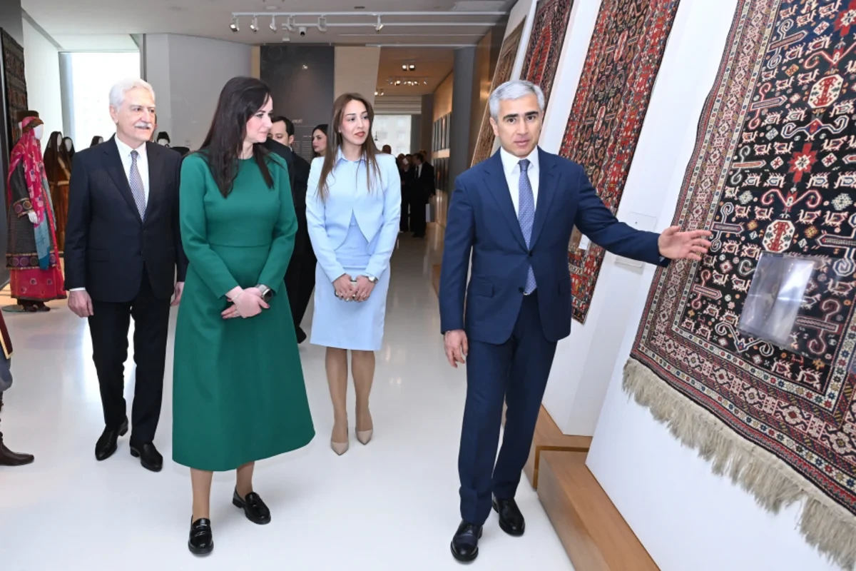 Litvanın Baş naziri Heydər Əliyev Mərkəzində oldu — 1