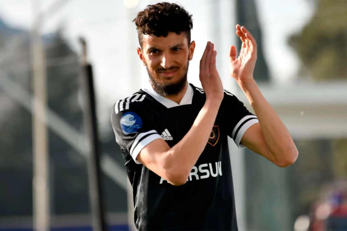 “Qarabağ”ın liderlərindən biri komandanı tərk edir