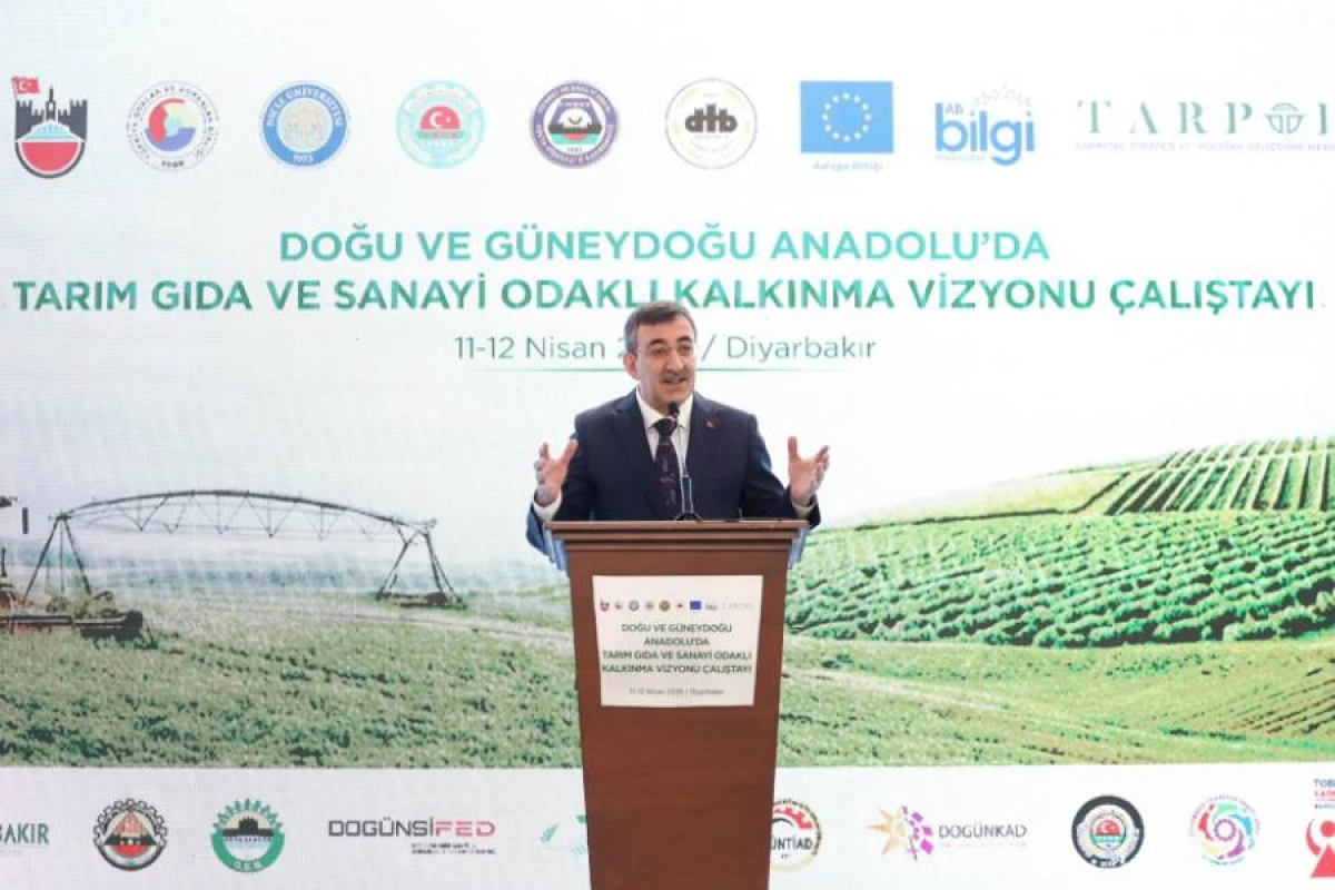 Cövdət Yılmaz Zəngəzur dəhlizini strateji əhəmiyyətli marşrut hesab edir