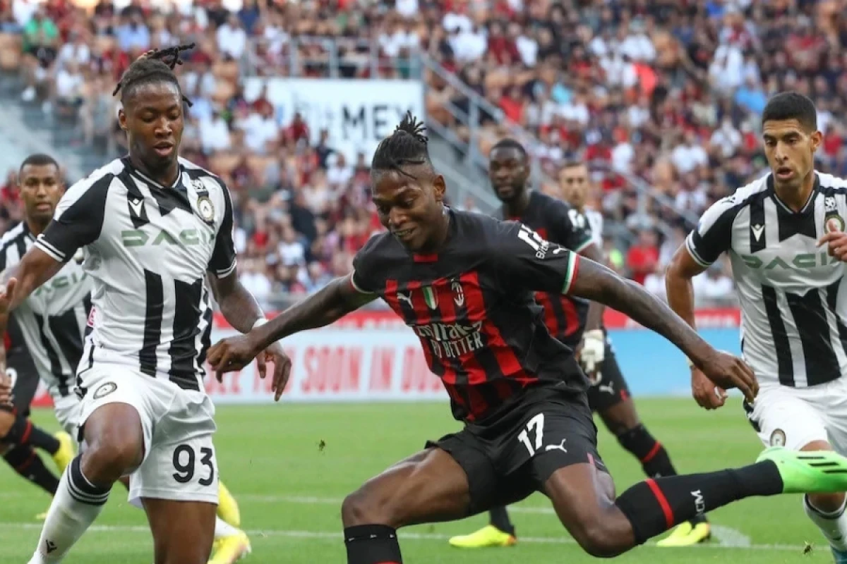 "Milan" "Udineze"yə məğlub oldu