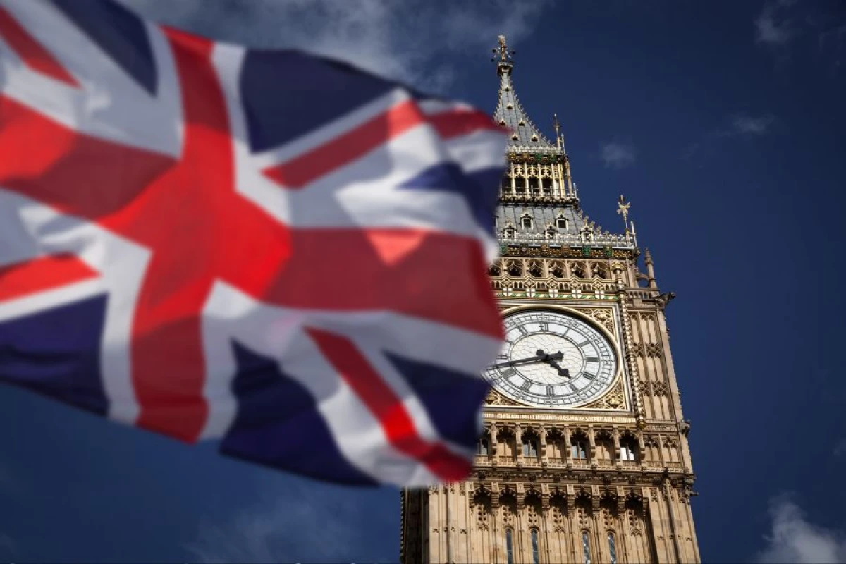 Britaniya Hörmüz boğazının blokadasına qoşulmayacaq