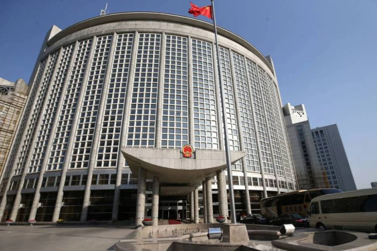 Çin İrana mümkün silah tədarükü ilə bağlı iddialara cavab verdi
