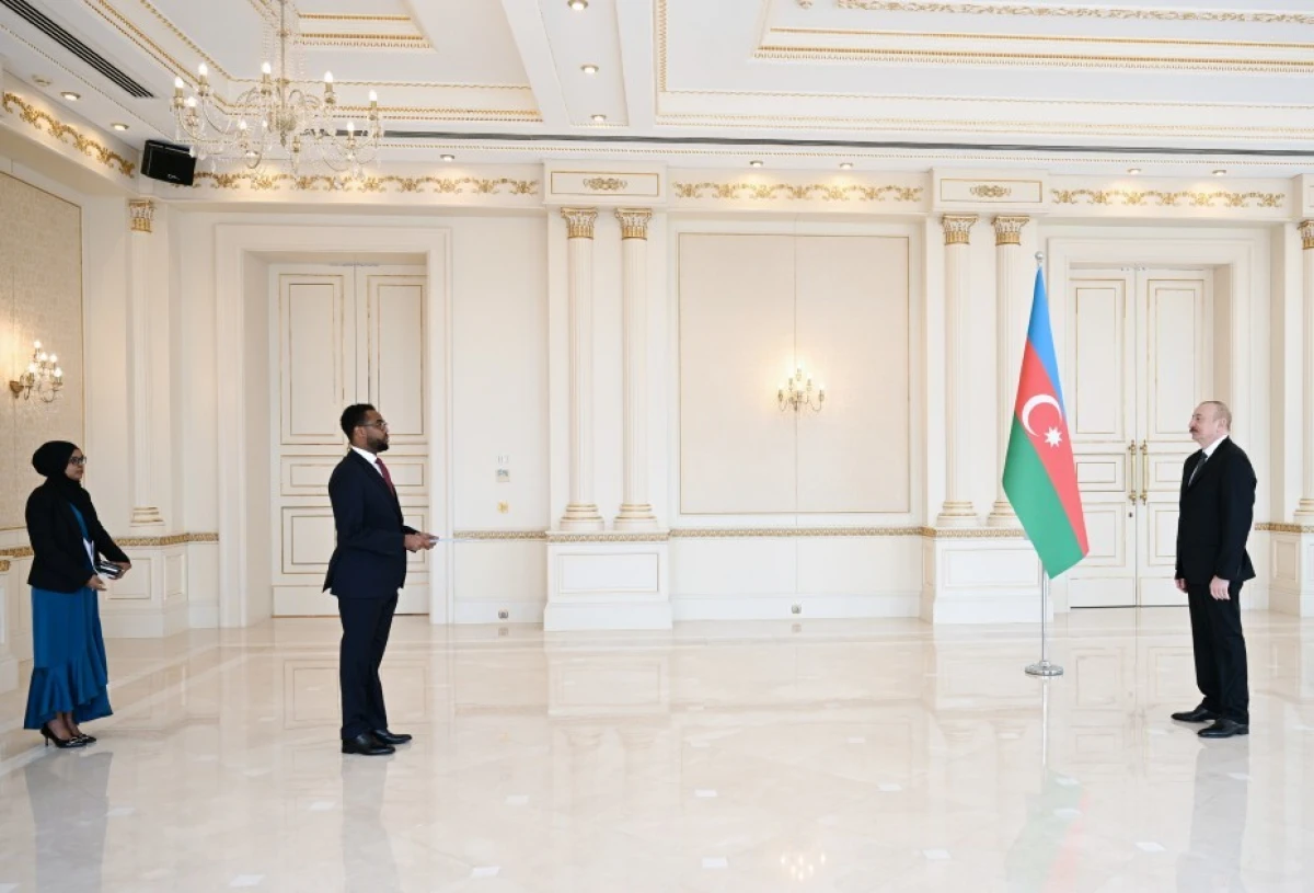 Prezident Somalinin yeni səfirini qəbul etdi - YENİLƏNDİ — 1