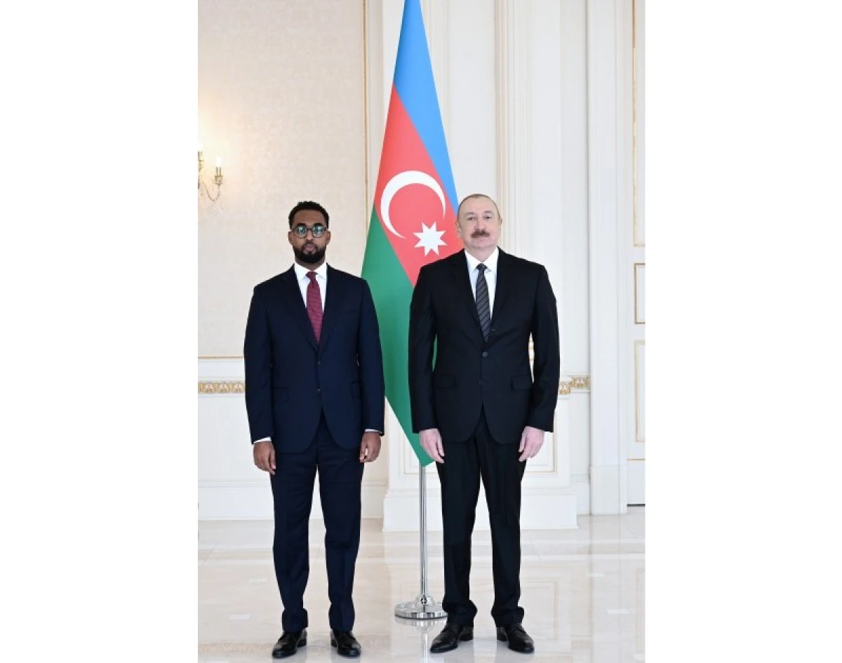 Prezident Somalinin yeni səfirini qəbul etdi - YENİLƏNDİ — 2