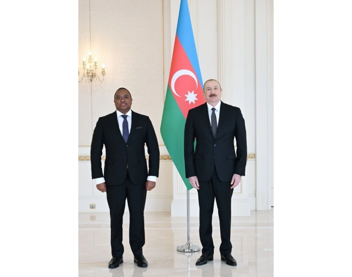 İlham Əliyev Esvatininin yeni səfirini qəbul etdi - YENİLƏNDİ — 2