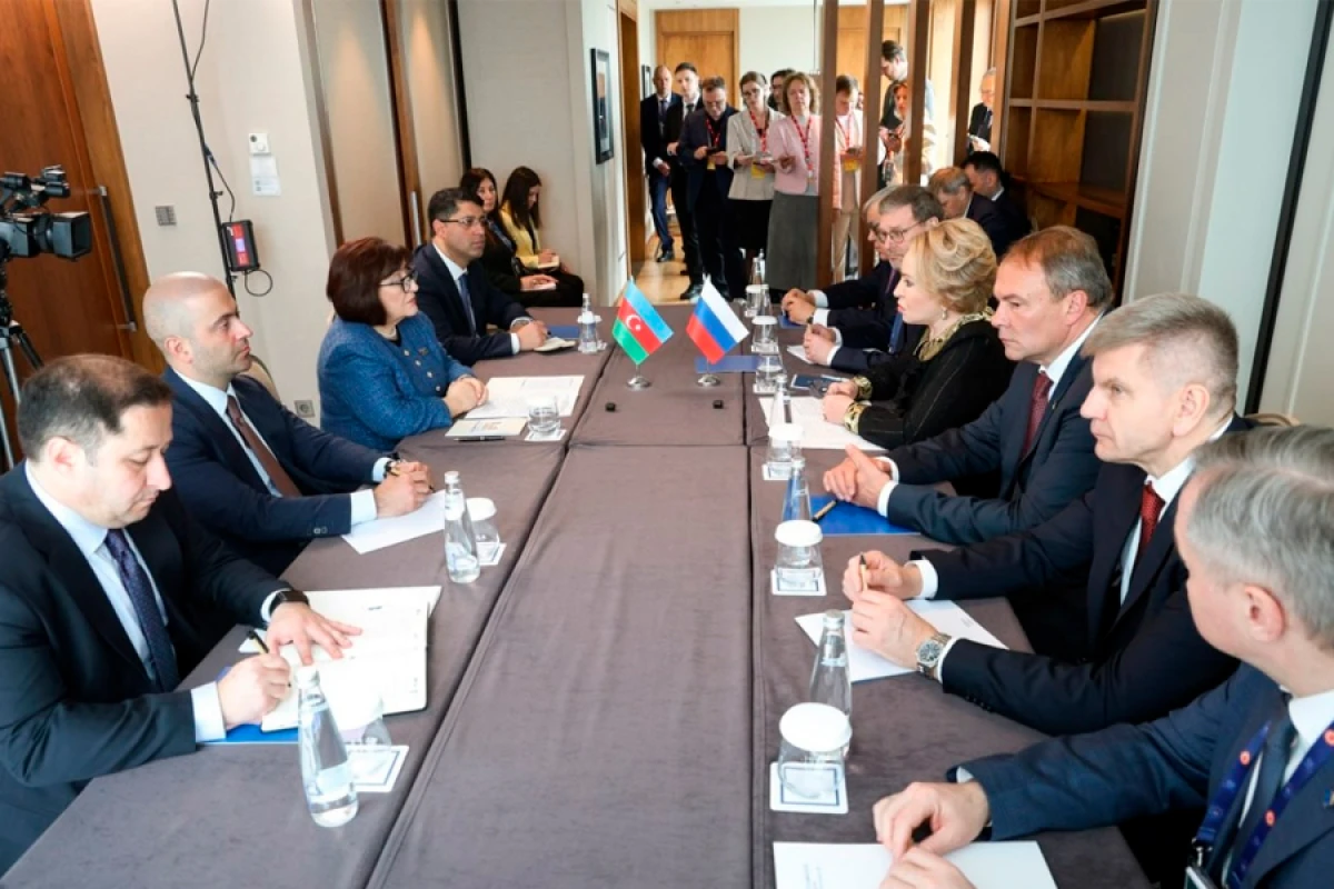 Sahibə Qafarova Matviyenko ilə görüşdü