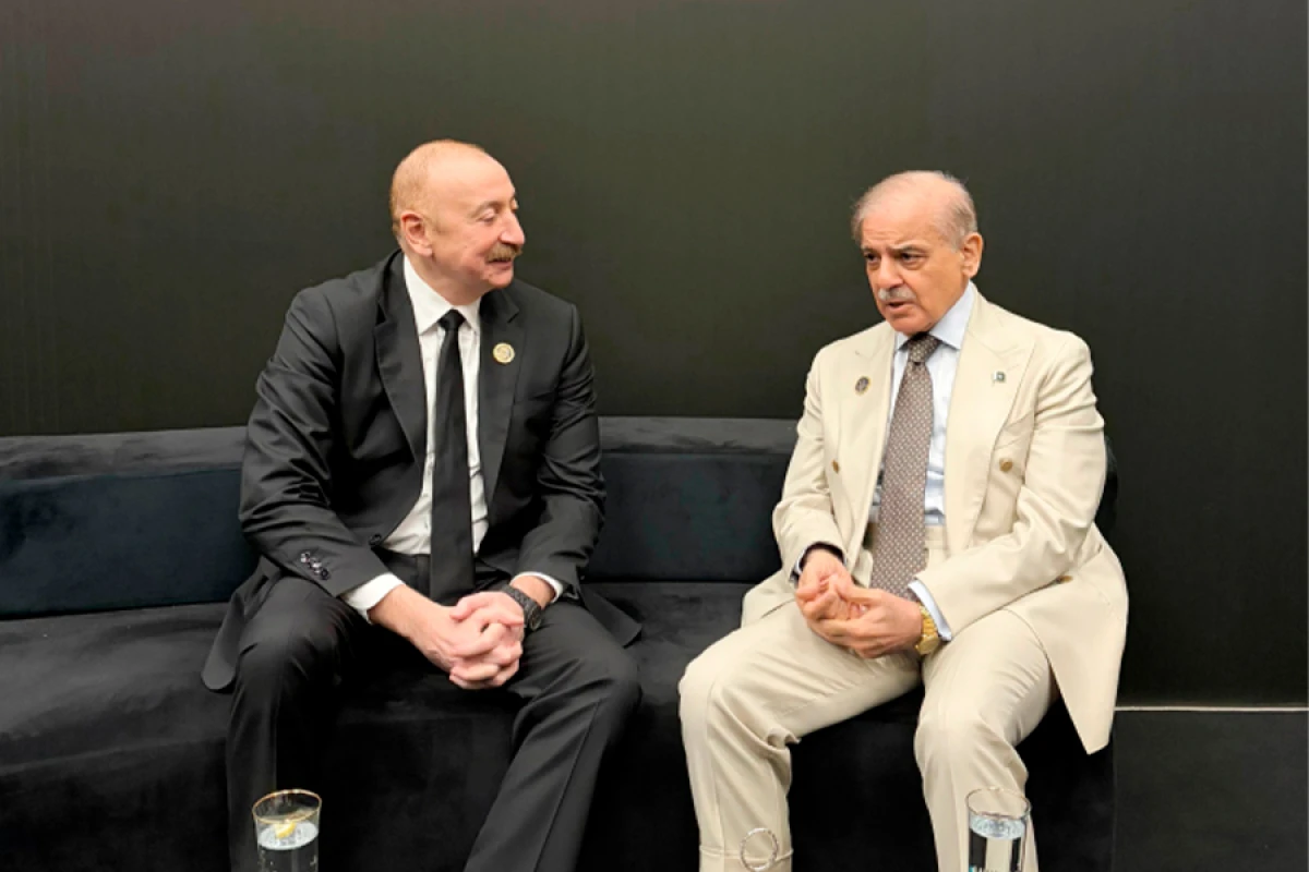 Prezident İlham Əliyev Pakistanın Baş naziri ilə görüşdü