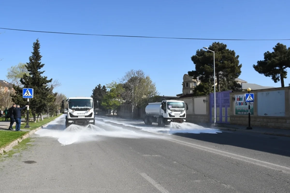 Yaz mövsümü ilə bağlı 556 küçə yuyuldu - YENİLƏNDİ — 2