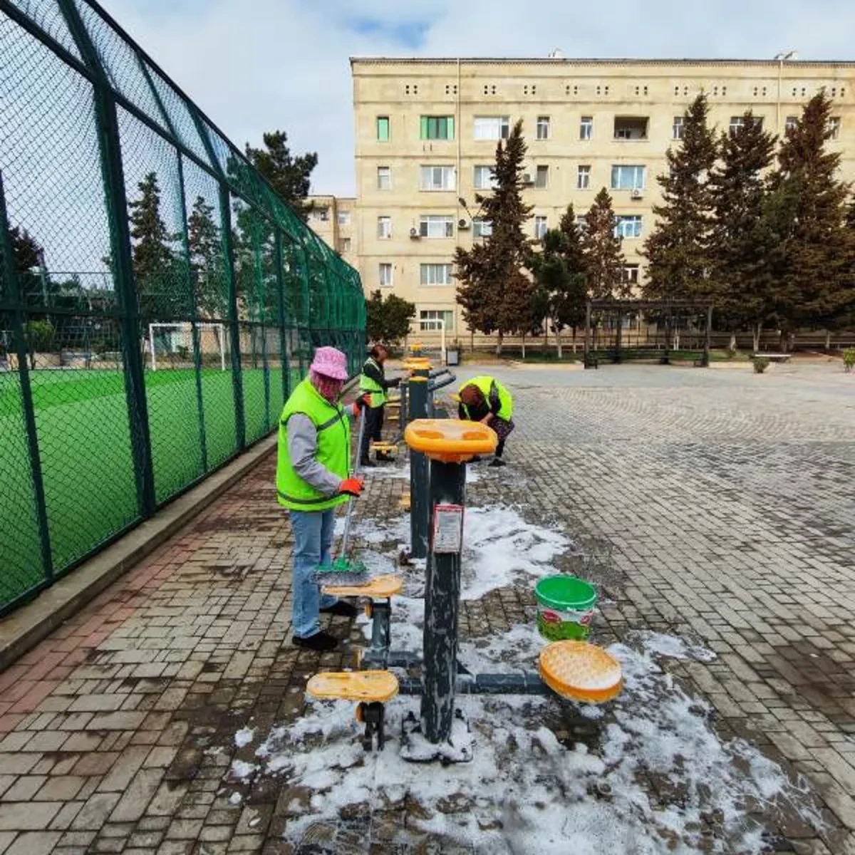 Yaz mövsümü ilə bağlı 556 küçə yuyuldu - YENİLƏNDİ — 6
