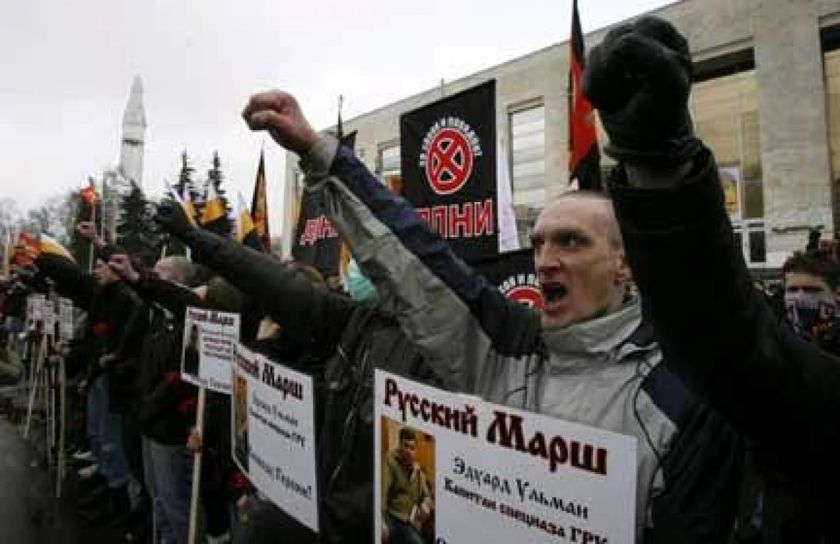 Rus əhalisi kimi rus dili də Azərbaycanda qocalıb ölməyə məhkum idi ki, elə də oldu - Overçuka cavab