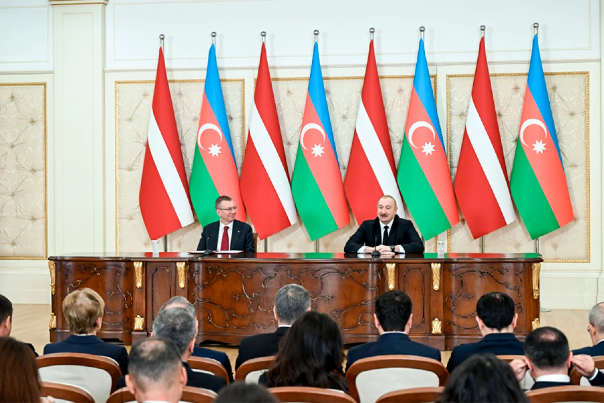 Azərbaycan və Latviya prezidentləri mətbuata bəyanatlarla çıxış etdilər - YENİLƏNDİ