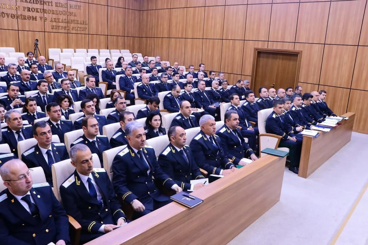 Baş Prokurorluqda kollegiya iclası keçirildi — 1