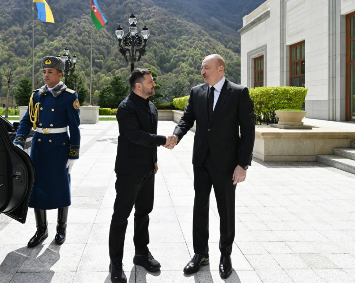 Ukrayna Prezidenti Volodimir Zelenski Azərbaycanda işgüzar səfərdədir — 2