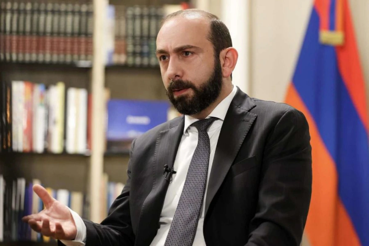 Ermənistan XİN başçısı Fransaya səfər edəcək