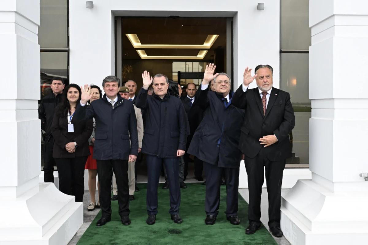 Çexiyanın Baş nazirinin Azərbaycana səfəri başa çatdı — 1