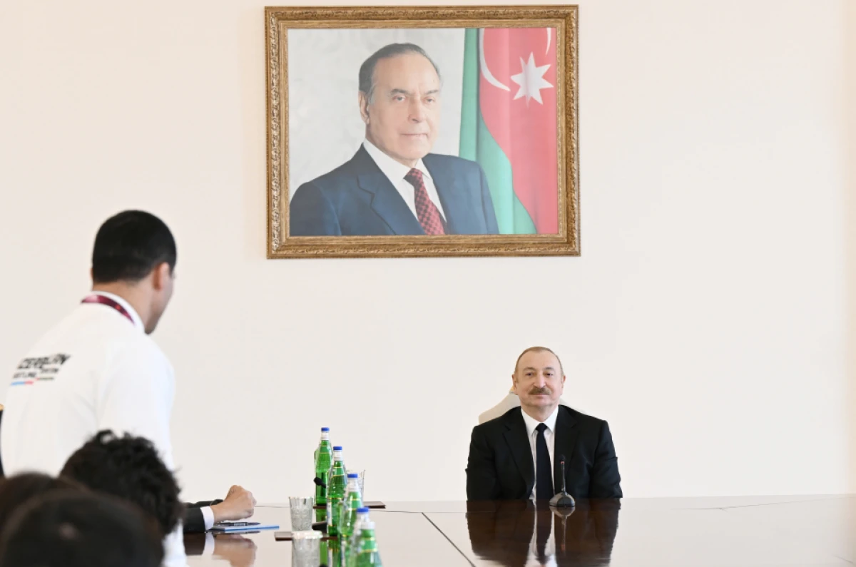 Prezident Avropa çempionatında komanda hesabında çempion olan güləşçiləri qəbul etdi - YENİLƏNDİ — 1