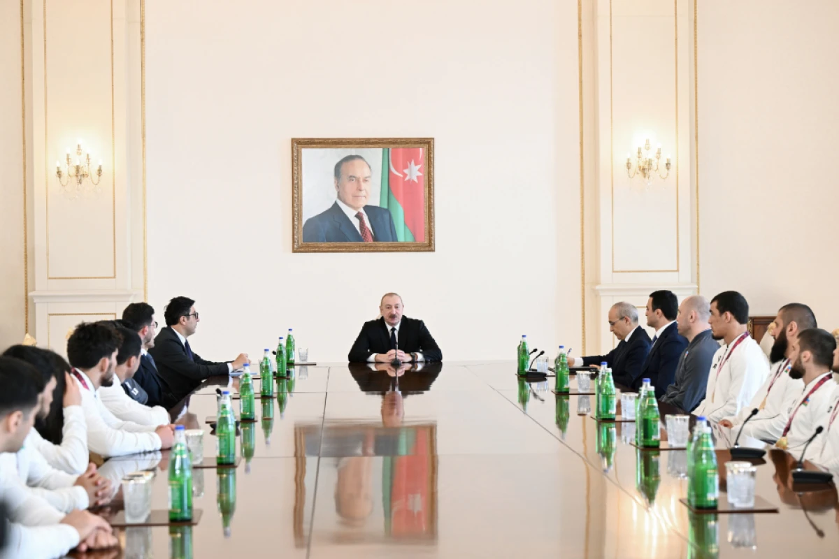 Prezident Avropa çempionatında komanda hesabında çempion olan güləşçiləri qəbul etdi - YENİLƏNDİ — 9