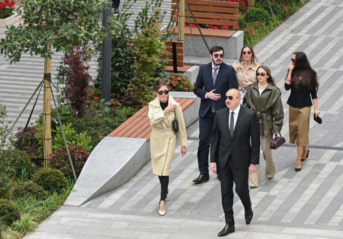 Prezident Bakının İslam Səfərli küçəsinin yenidənqurmadan sonra açılışında iştirak etdi — 5