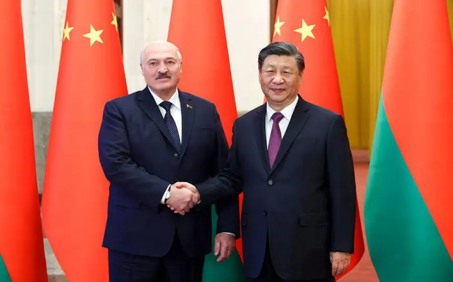 Зеленский заставил Беларусь отступить — Лукашенко ездил жаловаться в Китай?