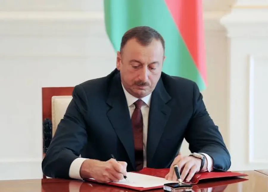 Президент присвоил этим лицам дипломатические ранги - РАСПОРЯЖЕНИЕ