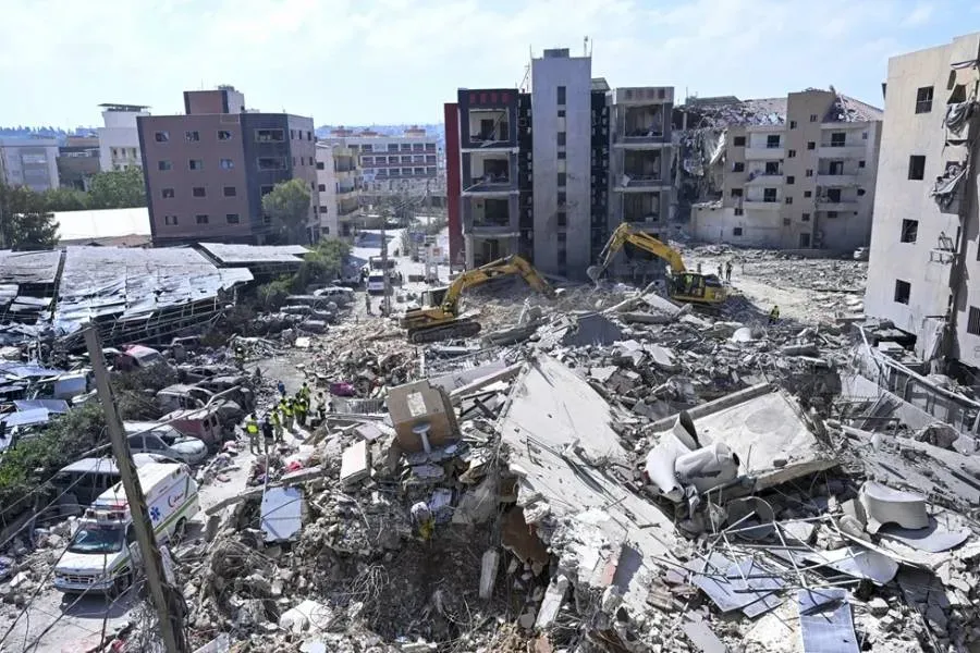 Israel bombs southern Lebanon