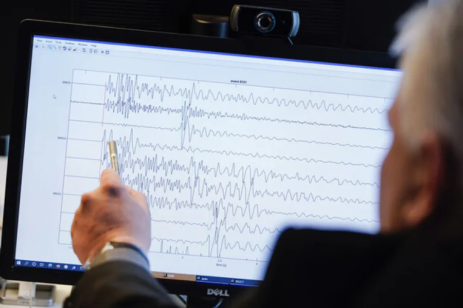 6.2-magnitude earthquake strikes near the coast of Antarctica