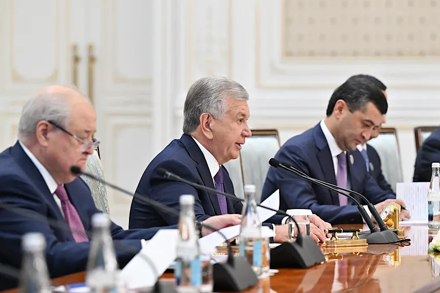 Mirziyoyev Özbəkistan-Azərbaycan nəqliyyat dəhlizinin yaradılmasını təklif etdi