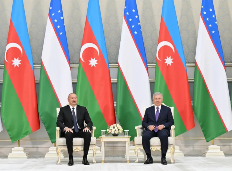 Daşkənddə Azərbaycan və Özbəkistan prezidentlərinin təltifolunma mərasimi keçirildi — 16
