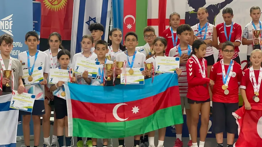 Batumidə Azərbaycan zəfəri: Yeniyetmələrimiz 17 medal qazandı — 6