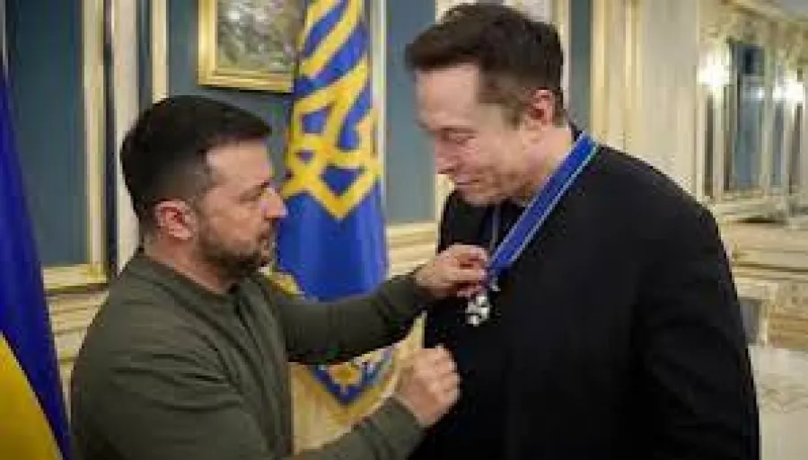 Зеленский наградил Маска «Орденом Свободы»
