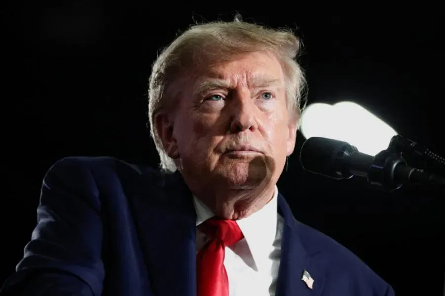 Trump puts Riyadh before a choice: Normalization with Israel or a nuclear deal?