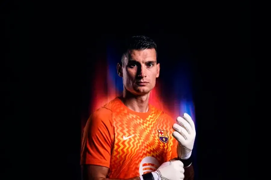 “Barcelona” find their new goalkeeper: Livaković joins Catalan giants!